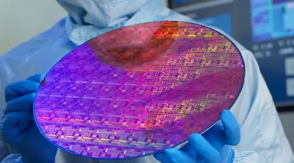 Nanoimprint lithography process creating nanoscale optical structures through precise surface replication
