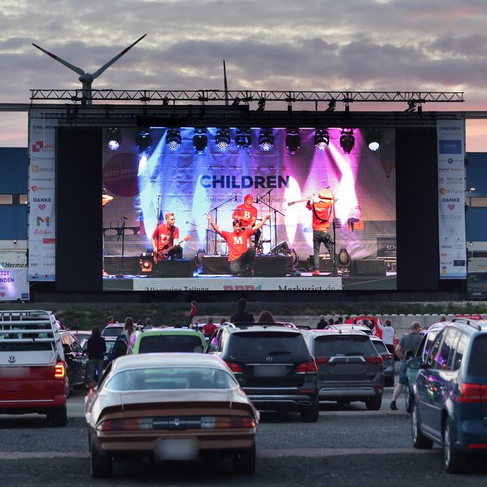 Drive-in theater for the SCHOTT Act for Children event in 2020