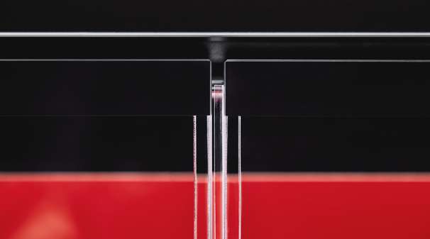 SCHOTT Termofrost® Inmotion - front view doors detail.jpg