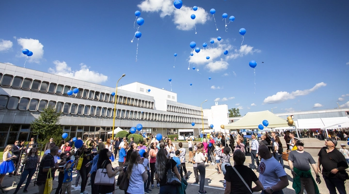 Anniversary celebrations infront of the SCHOTT Valašské Meziříčí plant