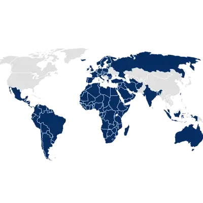 Mapa-múndi com países do dossiê de embalagens farmacêuticas destacados em azul