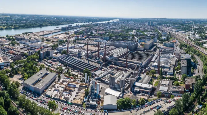 Aerial shot of the SCHOTT plant in Mainz, Germany