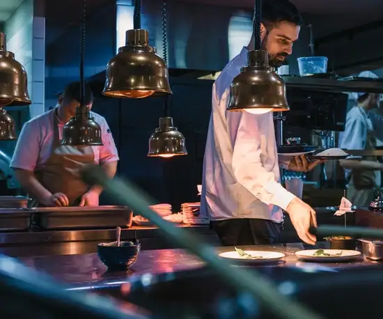 A SCHOTT CERAN® em cozinhas profissionais