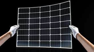 SCHOTT produces solar cell cover glasses to protect space photovoltaic systems