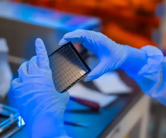 Polymer / plastic microarrays