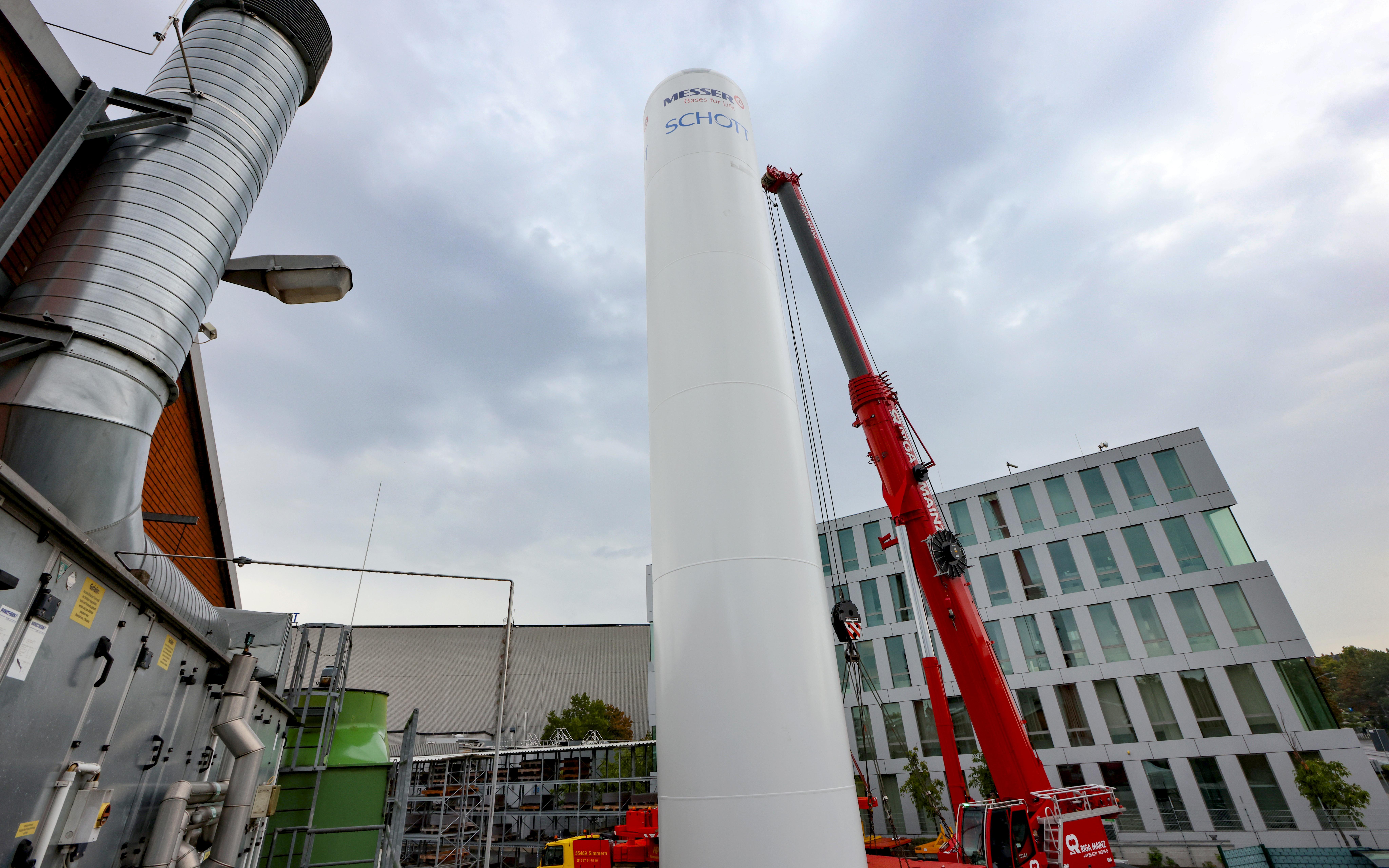 Wasserstofftank in der SCHOTT Produktionsstätte in Mainz, Deutschland