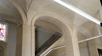 Glass smoke screen in the Library L’Inguimbertine in Carpentras, France