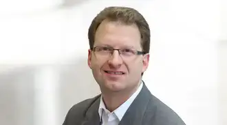 Dr. Matthias Bicker
