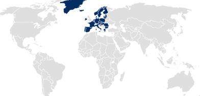 Mapa-múndi com países do dossiê de regulamentação de dispositivos médicos destacados em azul