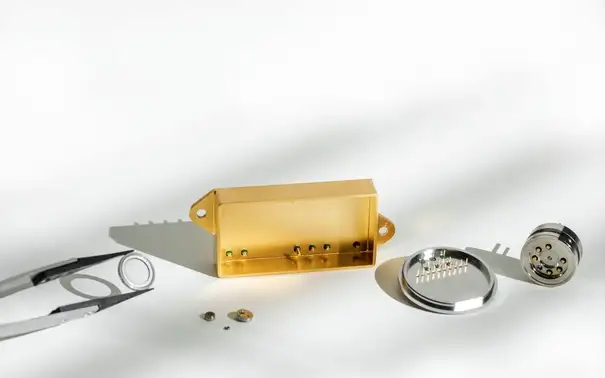 Hermetic packages and feedthroughs in different colors, sizes, and shapes.