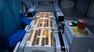 Manufacturing microfluidic chip