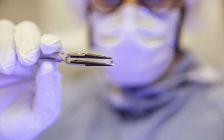 Miniaturized Implants SCHOTT Primoceler