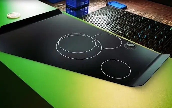 Kitchen designed by Alfredo Häberli featuring SCHOTT CERAN® glass-ceramic cooktops