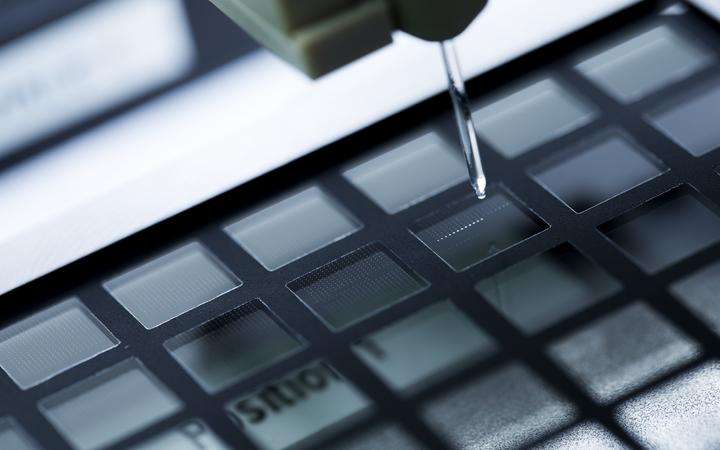 A series of small Lab-on-a-Chip components for laboratory analysis