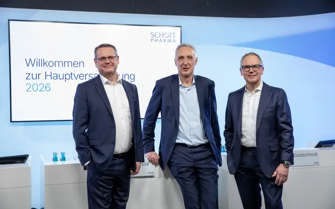 From L to R: Peter Goldschmidt, Chairman of the Supervisory Board, Andreas Reisse, CEO of SCHOTT Pharma, and Reinhard Mayer, CFO of SCHOTT Pharma . Image: SCHOTT Pharma/Oana Szekely