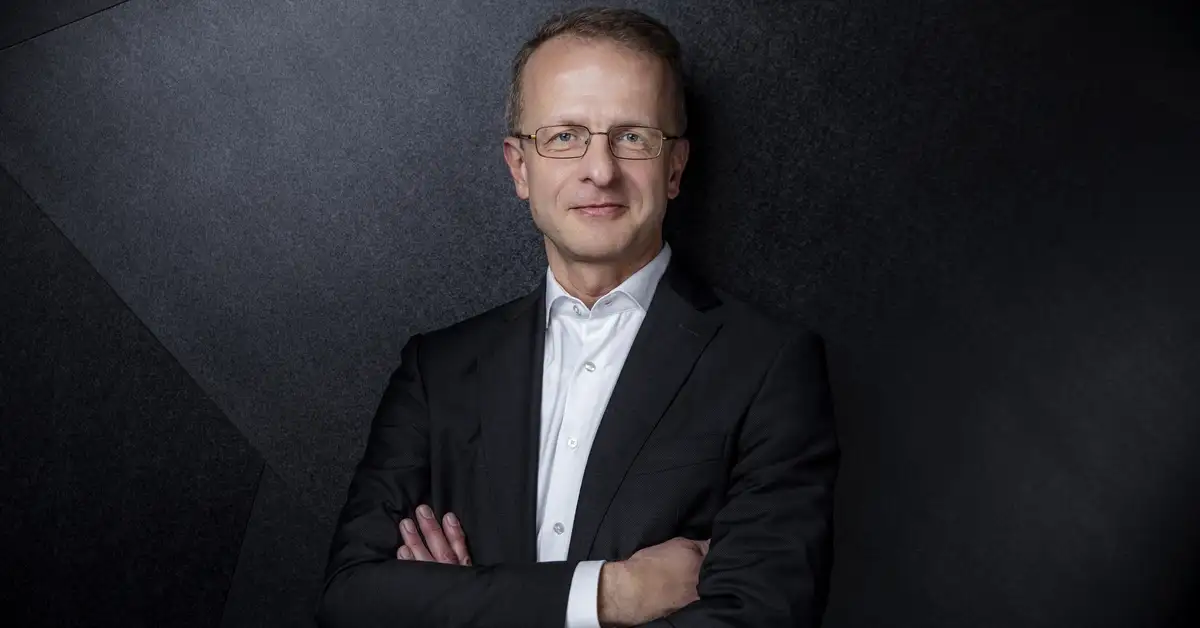 PRESSEINFO Veränderung im Vorstand der SCHOTT AG