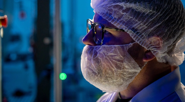 SCHOTT MINIFAB injection molding