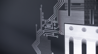 Glass panels that enable high-density interconnectors for advanced semiconductor packaging