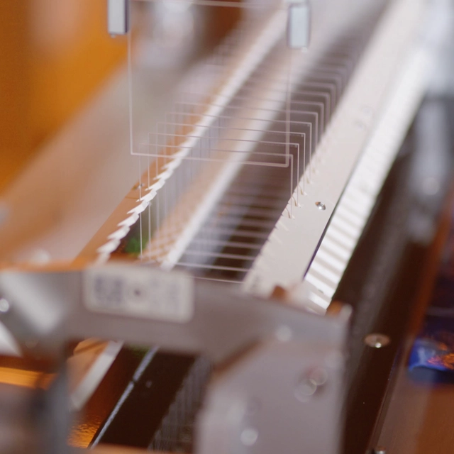 Optical waveguides are stacked in the production process.