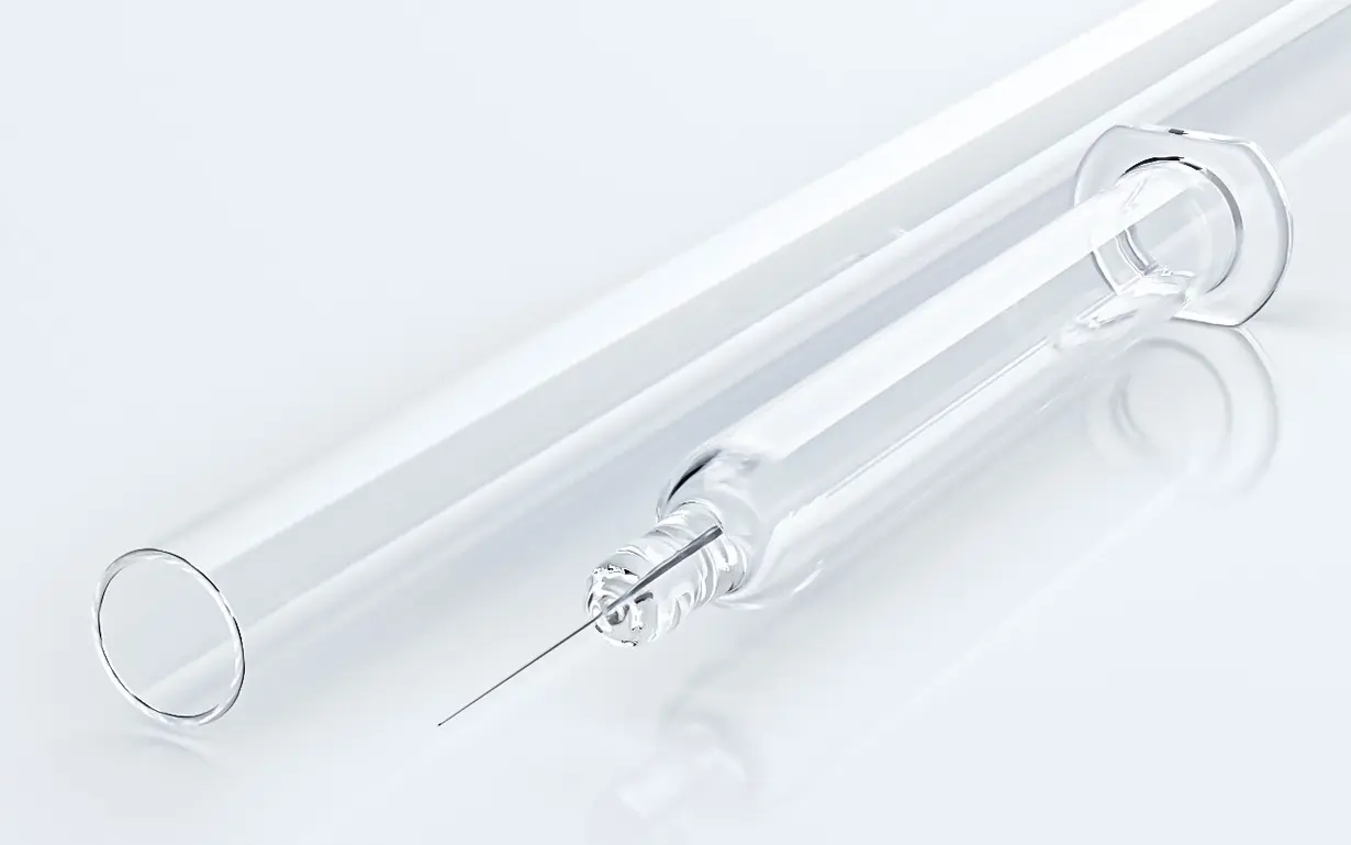 FIOLAX® Pro pharma glass tube and syringe.