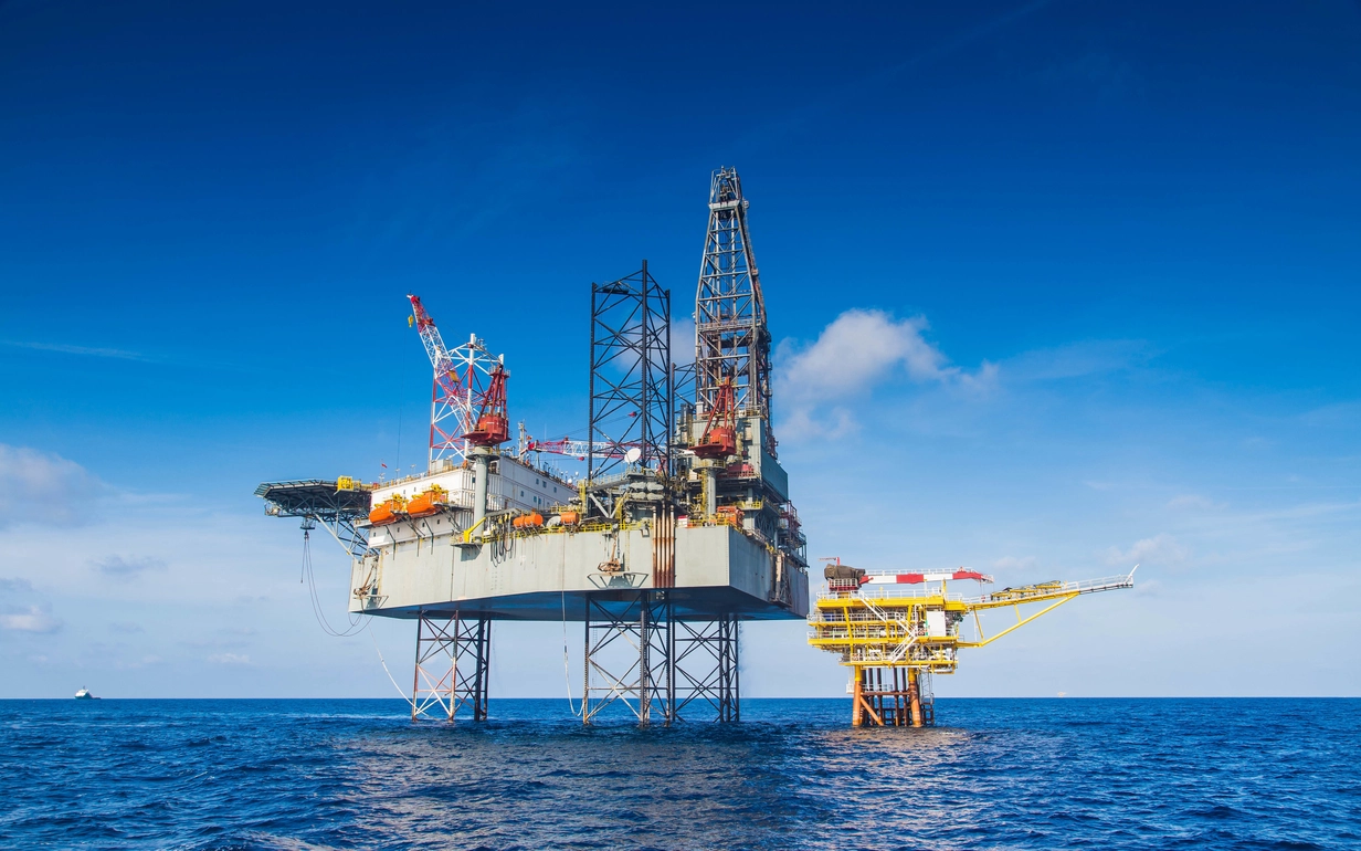 Oil and gas drilling rig work over remote wellhead platform