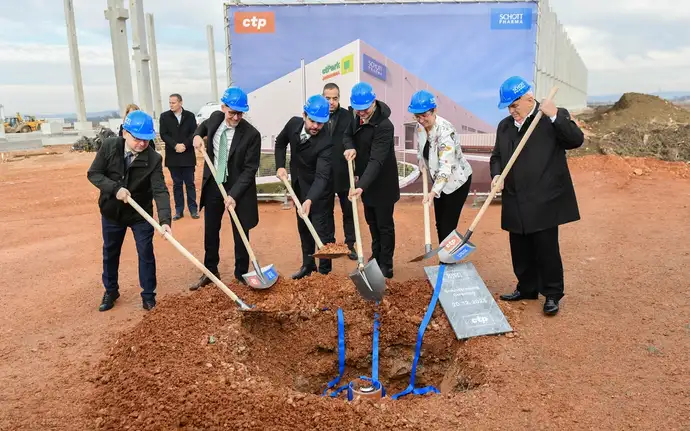 Groundbreaking new SCHOTT Pharma site Serbia