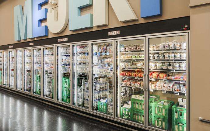 Line of commercial cold room cabinets with SCHOTT Termofrost® glass door system