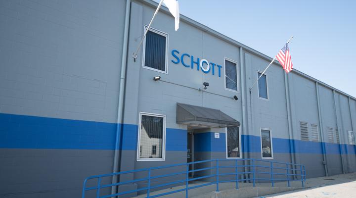  Entrance to the SCHOTT plant in Vincennes, Indiana