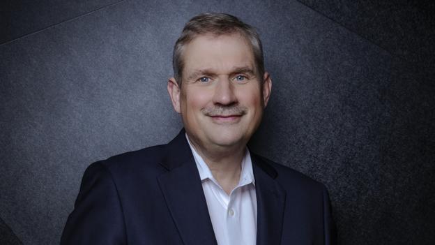 Dr. Frank Heinricht, Chairman of the Board of Management of SCHOTT AG 