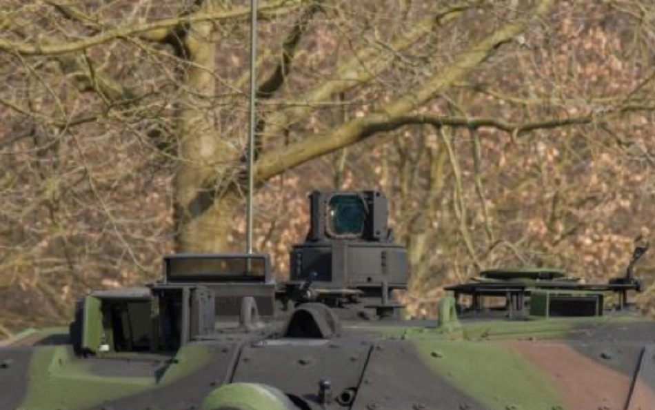 Leopard with Peri R17