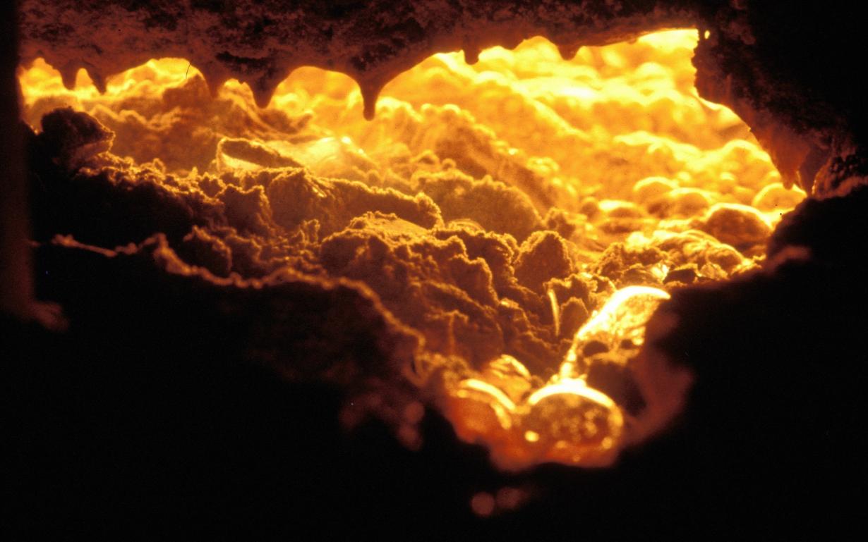 A look inside a melting tank