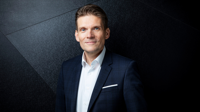 Portrait picture of Dr. Torsten Derr, Chairman of the Board of Management SCHOTT
