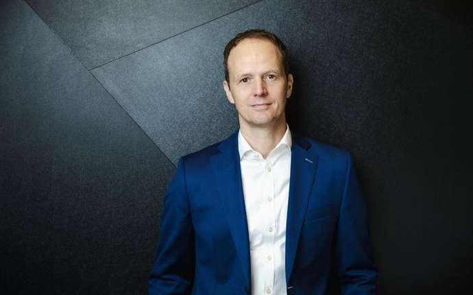 Portrait of Markus Knöbel, Chief Financial Officer and member of the Management Board SCHOTT AG