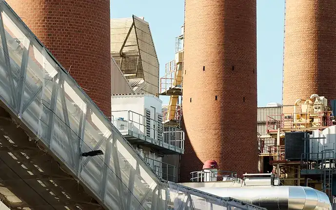 Picture of the German SCHOTT plant in Mainz
