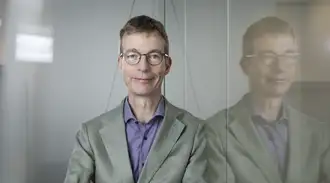  Dr. Ralf Eiden