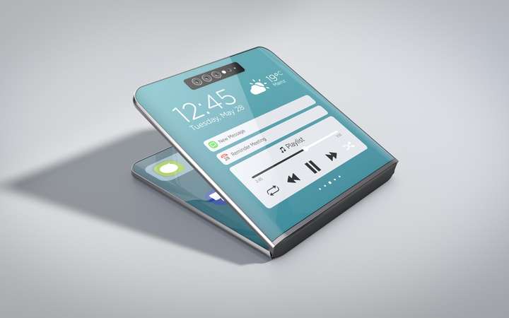Foldable smartphone with an ultra-thin glass display