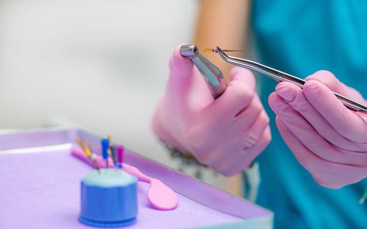 EP-Endodontic Root Canal Treatment 