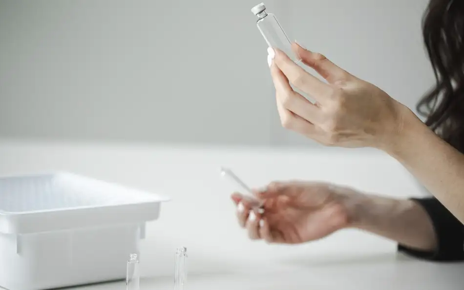 GLP-1-Medikamente, Insulin und großvolumige Injektionen mit vorsterilisierten Karpulen von SCHOTT Pharma sicher aufbewahren