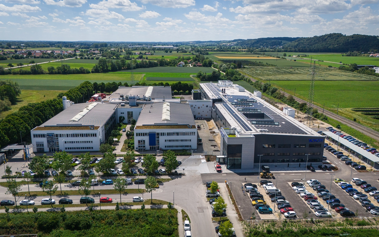 Aerial view of SCHOTT in Landshut.