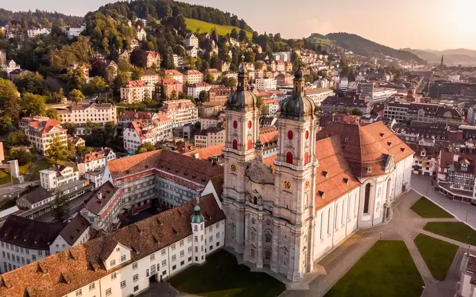 スイスのザンクト・ガレンにあるザンクト・ガレン修道院の大聖堂